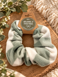 Sage Checkered Scrunchie (Fleece)